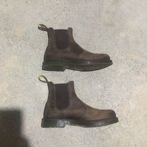 Doc Marten Crazy Horse Chelsea Boot